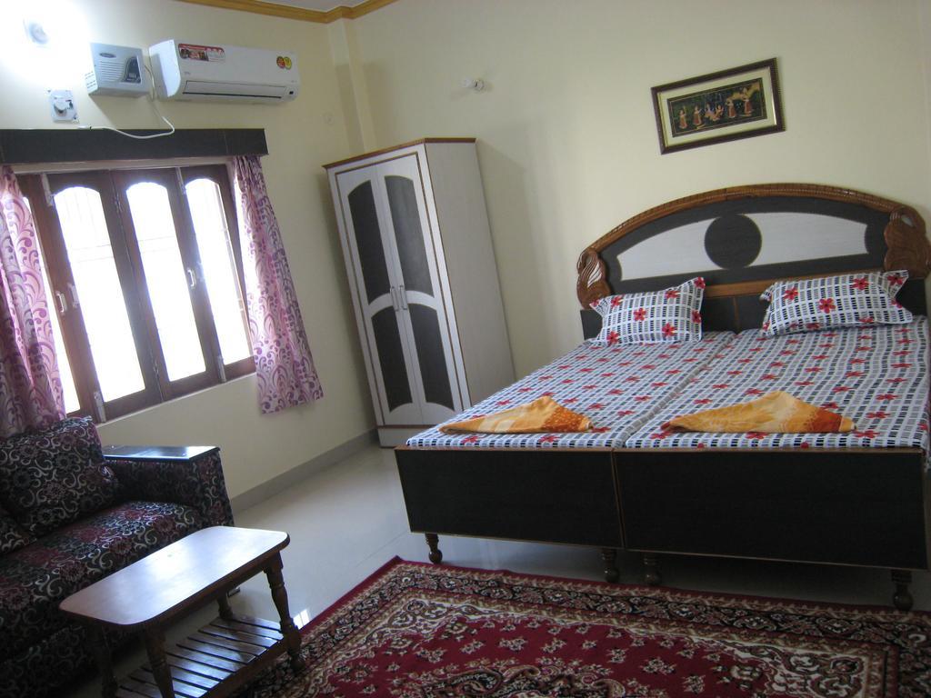 Krishna Paying Guest House - Varanasi — Photos 3